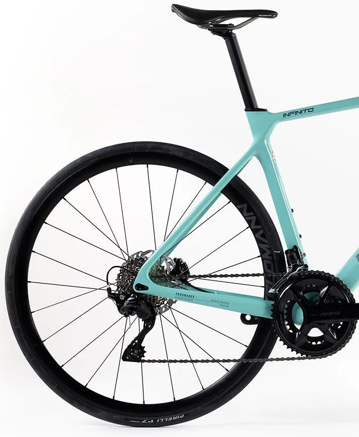 Bianchi Infinito 105 Carbon Road Bike 2025 - Celeste