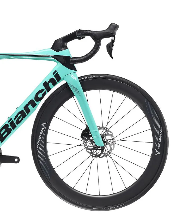 Bianchi Oltre Comp 105 Di2 Carbon Road Bike 2025 - Celeste
