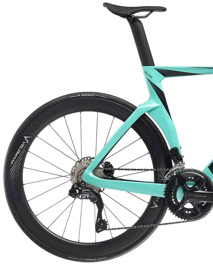 Bianchi Oltre Comp 105 Di2 Carbon Road Bike 2025 - Celeste