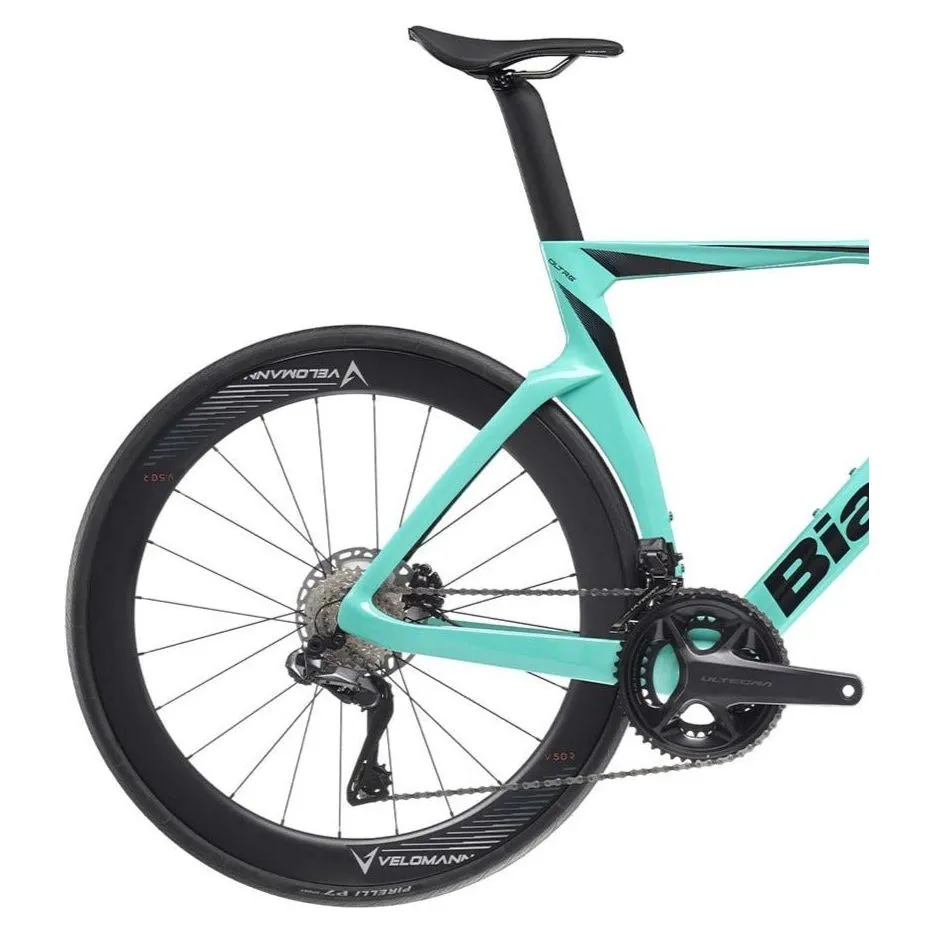 Bianchi Oltre Comp Ultegra Di2 Carbon Road Bike 2025 - Celeste