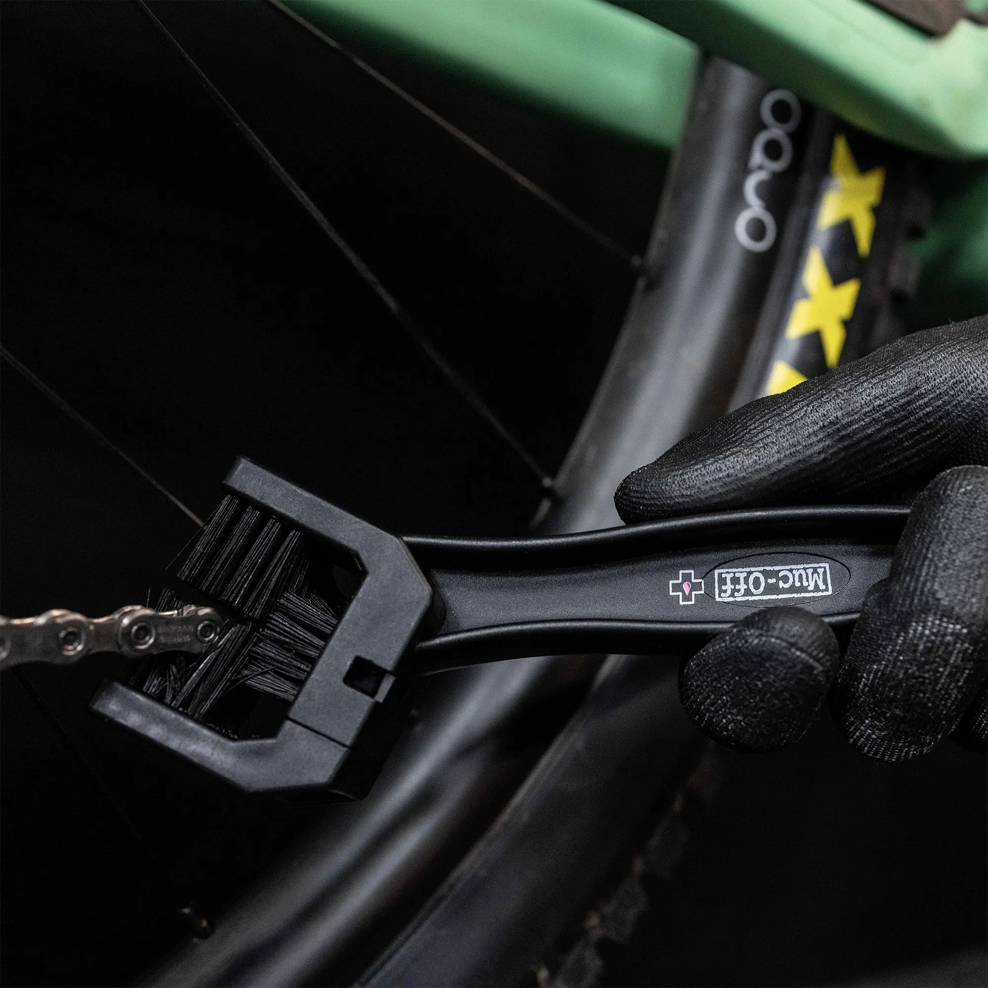 Muc-Off Chain Brush Cleaner