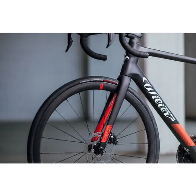Wilier Triestina Garda Disc 105 Di2 Carbon Road Bike 2023 - Astana